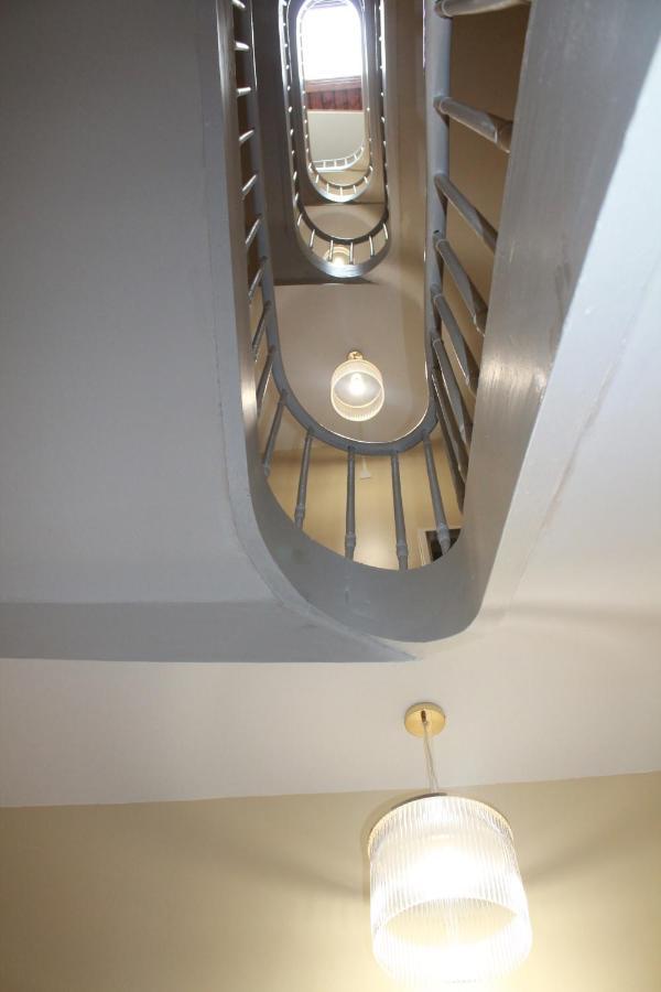 Duc De Bretagne Luxury Apparthotel Morlaix Exteriör bild