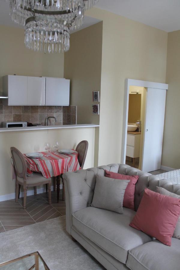 Duc De Bretagne Luxury Apparthotel Morlaix Exteriör bild