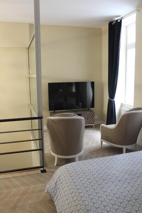 Duc De Bretagne Luxury Apparthotel Morlaix Exteriör bild